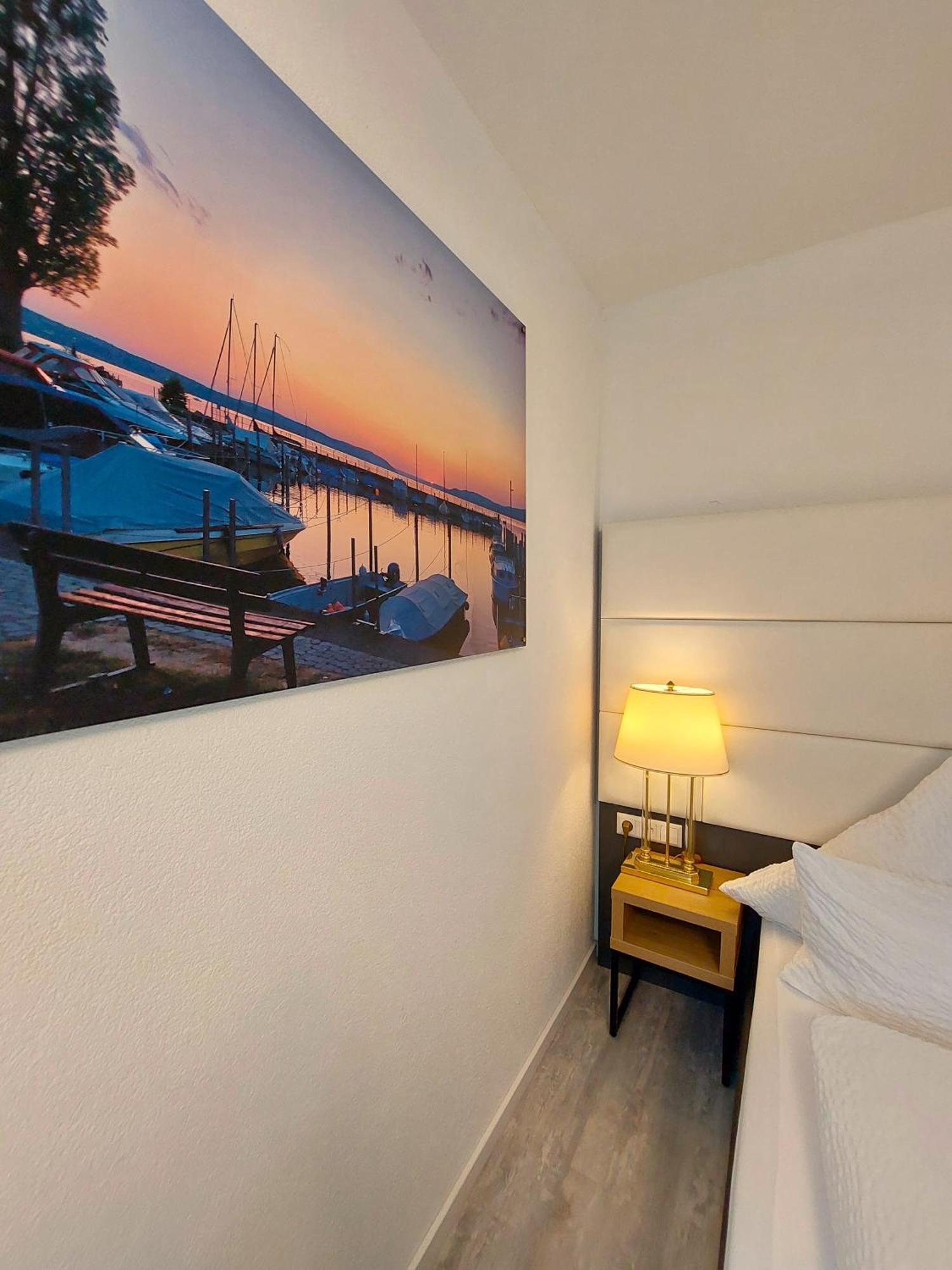 Bodensee Sunshine Zimmer & Apts. Ульдінген-Мюльгофен Екстер'єр фото