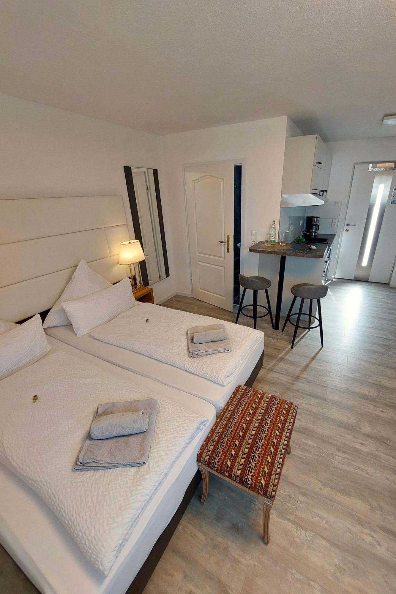 Bodensee Sunshine Zimmer & Apts. Ульдінген-Мюльгофен Екстер'єр фото