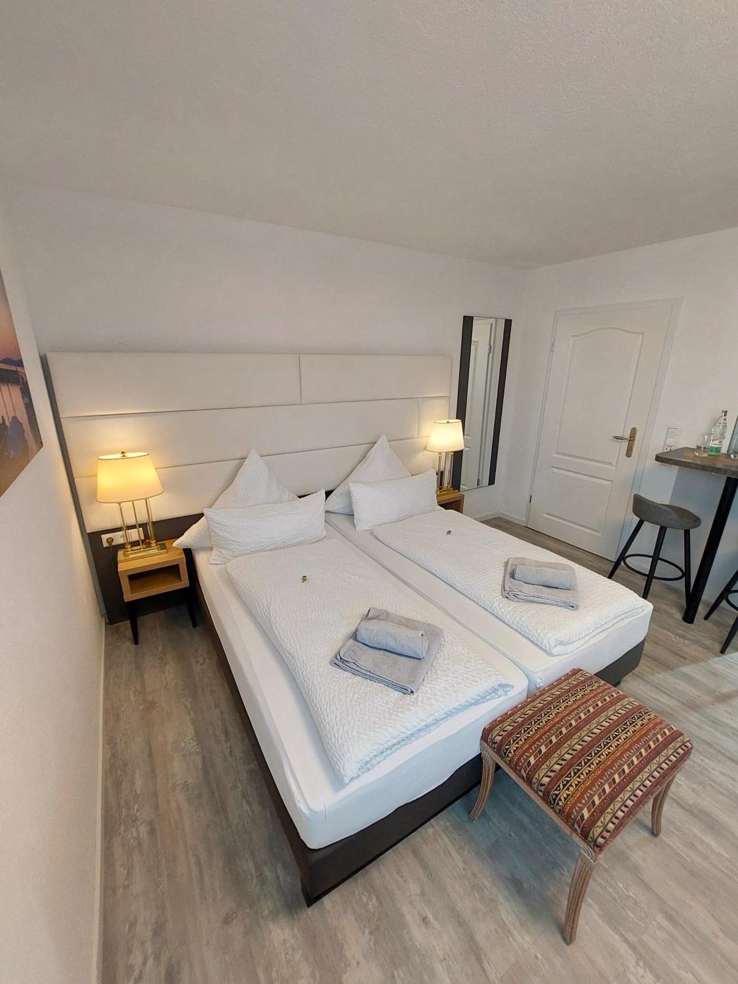 Bodensee Sunshine Zimmer & Apts. Ульдінген-Мюльгофен Екстер'єр фото