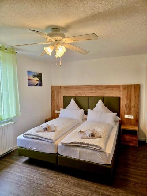 Bodensee Sunshine Zimmer & Apts. Ульдінген-Мюльгофен Екстер'єр фото