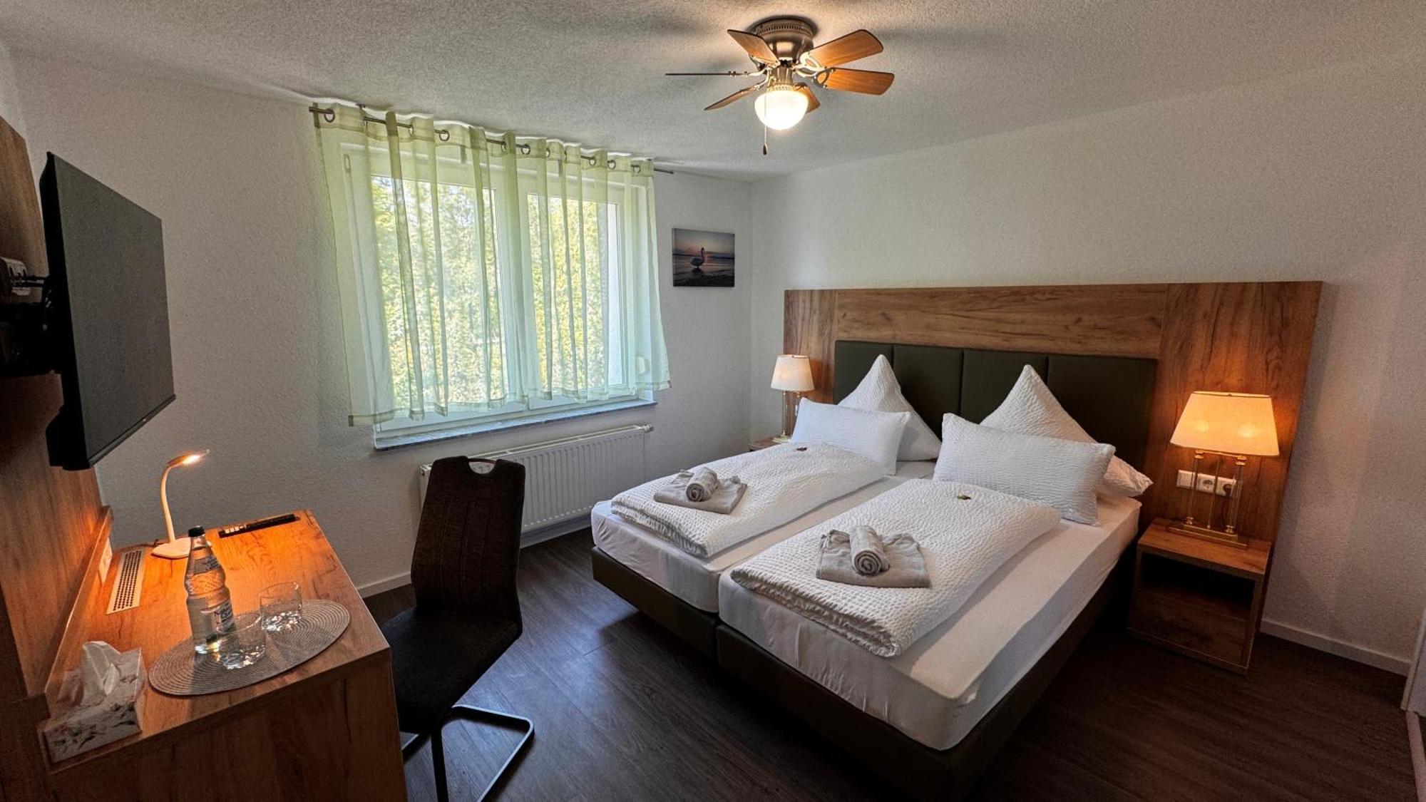 Bodensee Sunshine Zimmer & Apts. Ульдінген-Мюльгофен Екстер'єр фото