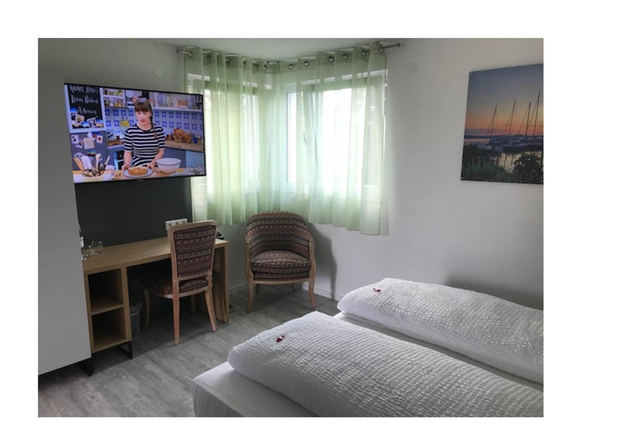 Bodensee Sunshine Zimmer & Apts. Ульдінген-Мюльгофен Екстер'єр фото